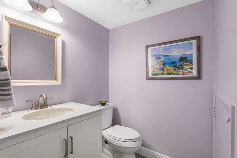 825 Center 32b St Jupiter, FL 33458