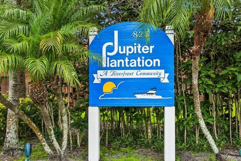 825 Center 32b St Jupiter, FL 33458