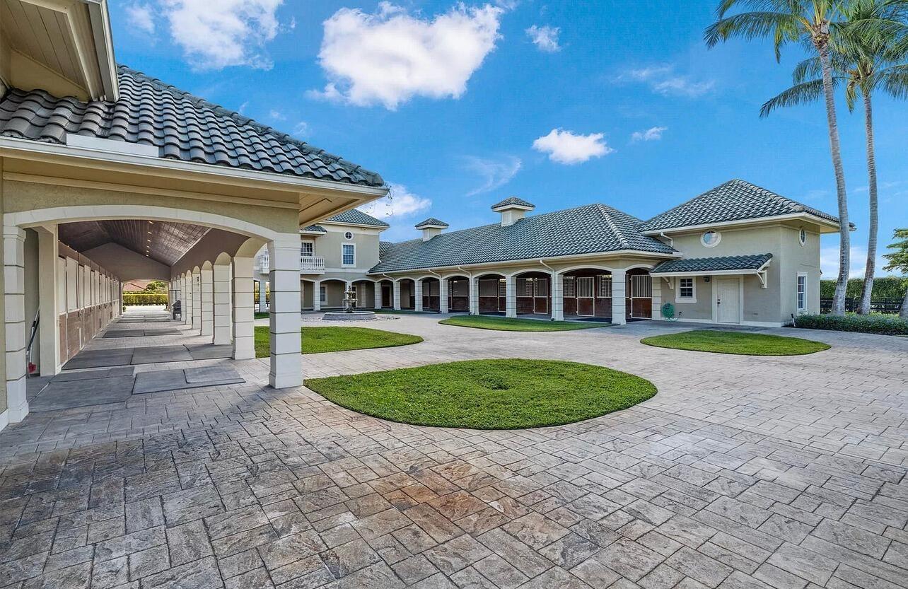 4591 South Rd Wellington, FL 33414