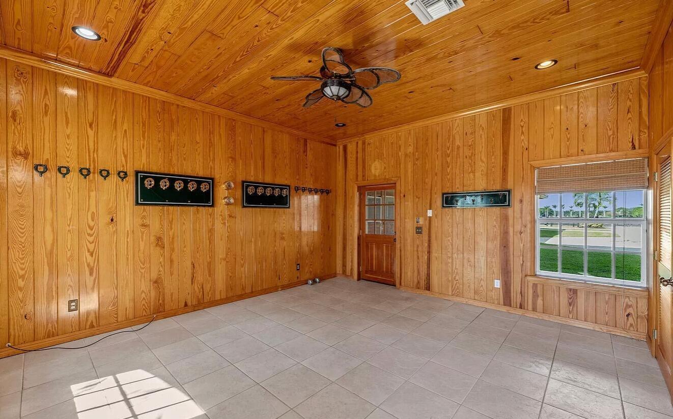 4591 South Rd Wellington, FL 33414