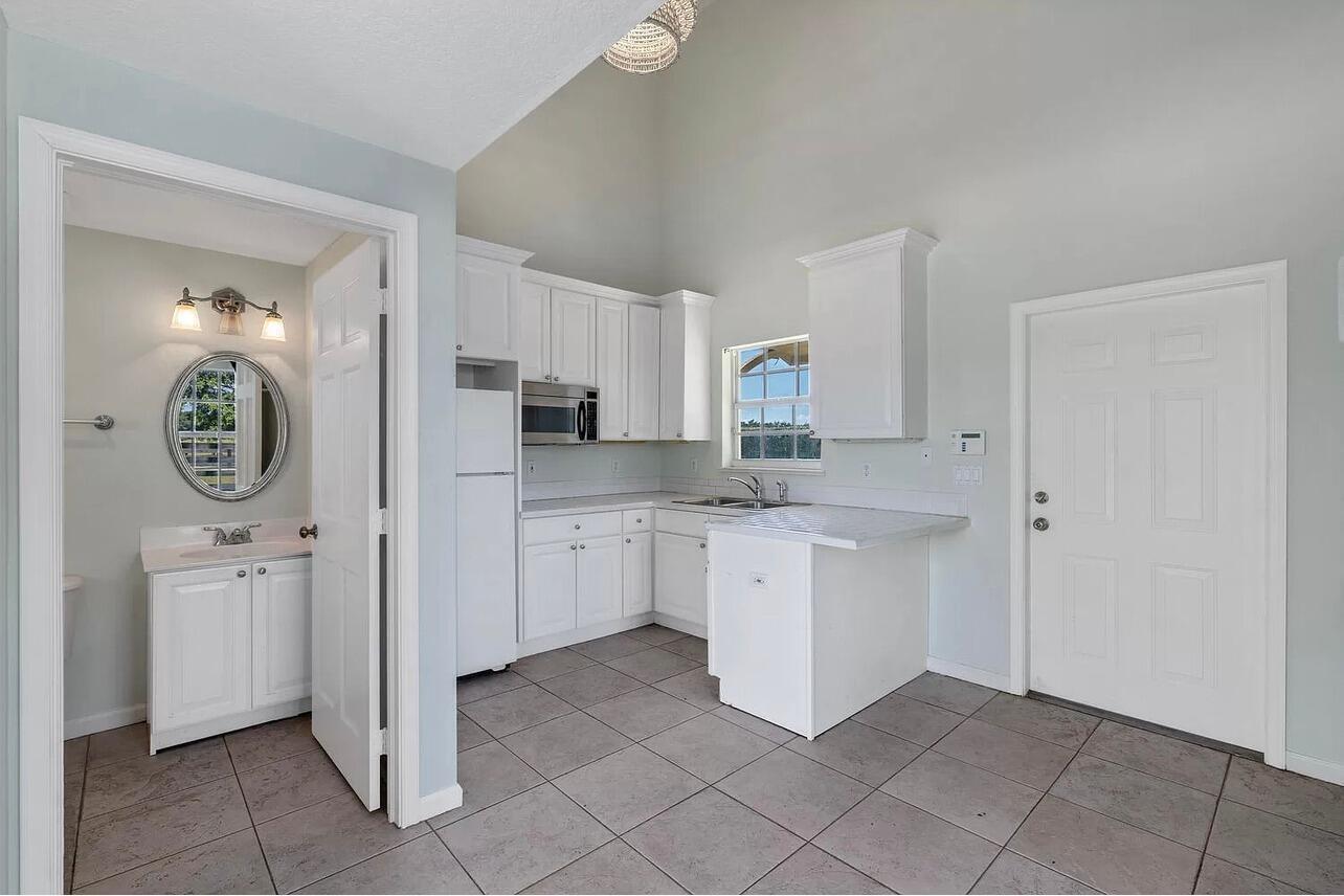 4591 South Rd Wellington, FL 33414