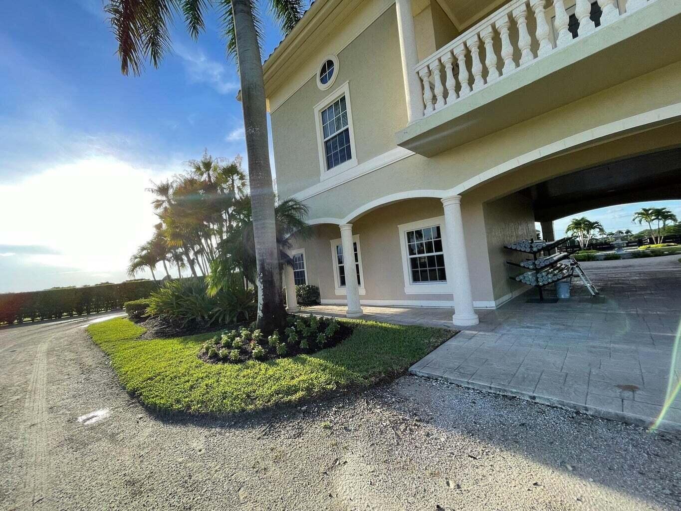 4591 South Rd Wellington, FL 33414