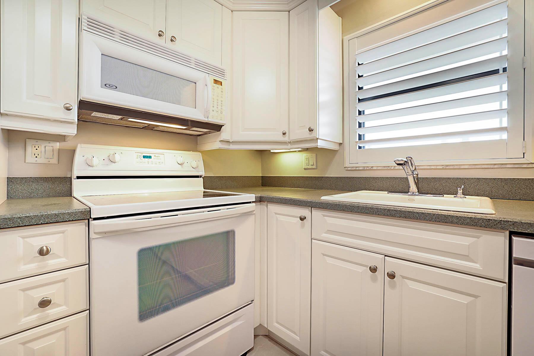 755 Saturn St #F203 Jupiter, FL 33477