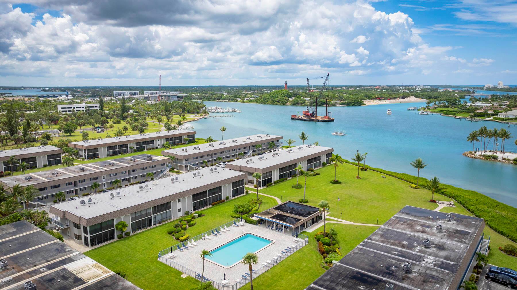 755 Saturn St #F203 Jupiter, FL 33477