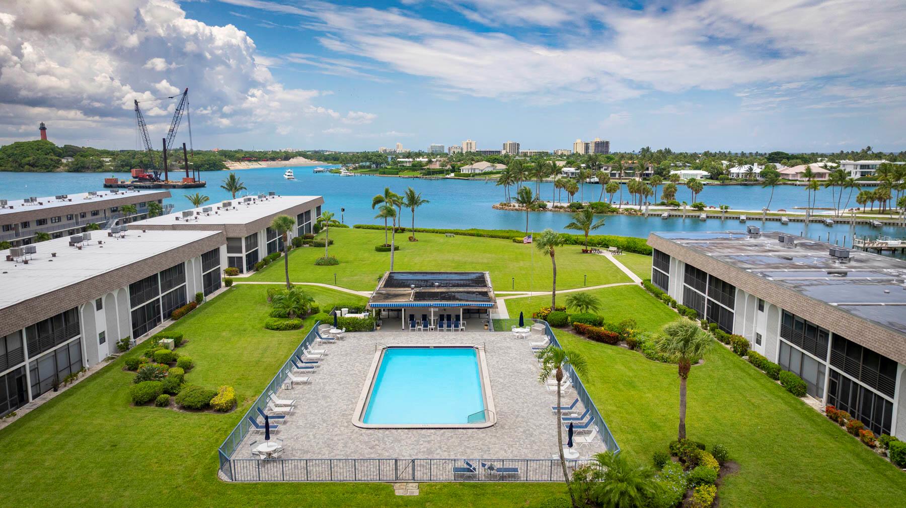 755 Saturn St #F203 Jupiter, FL 33477