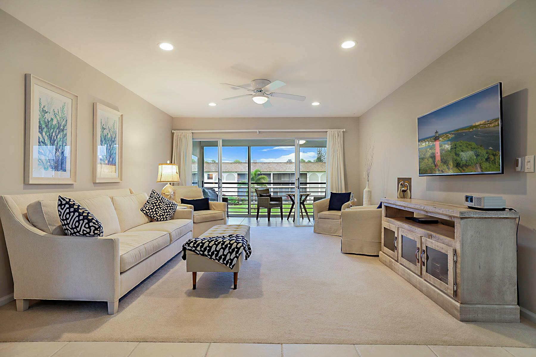 755 Saturn St #F203 Jupiter, FL 33477