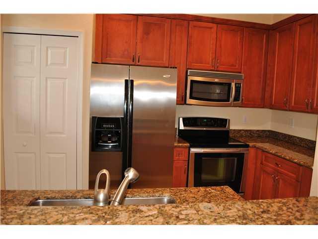 325 Bayfront Dr #325