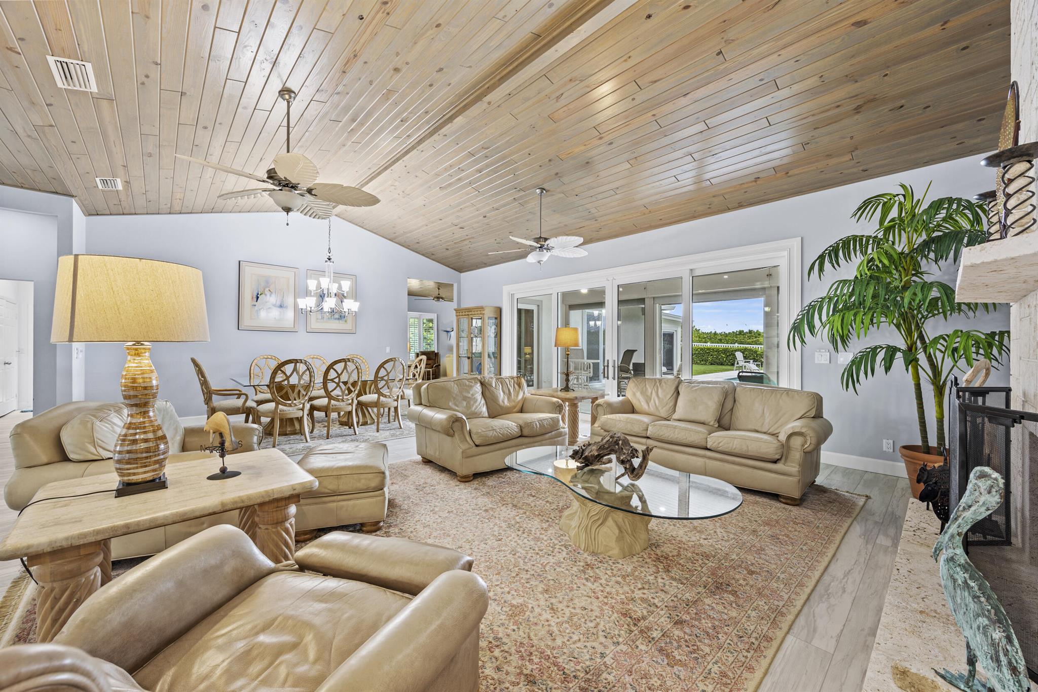 77 N Beach Rd Jupiter Island, FL 33455