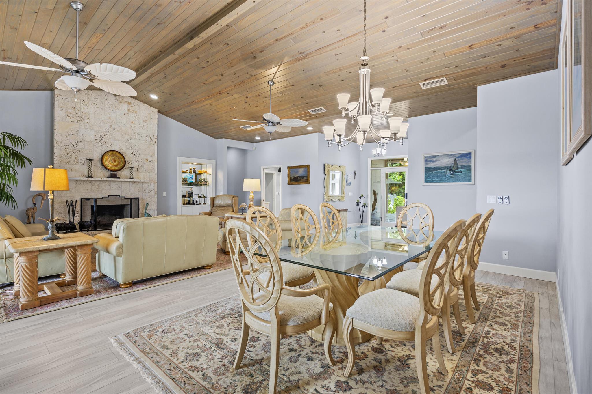 77 N Beach Rd Jupiter Island, FL 33455