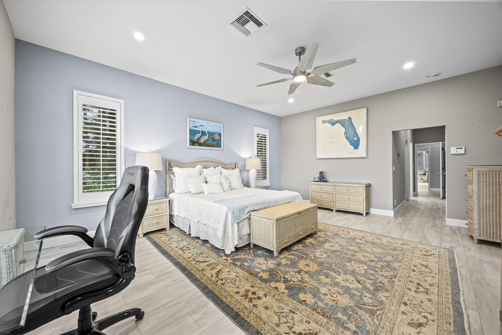 77 N Beach Rd Jupiter Island, FL 33455