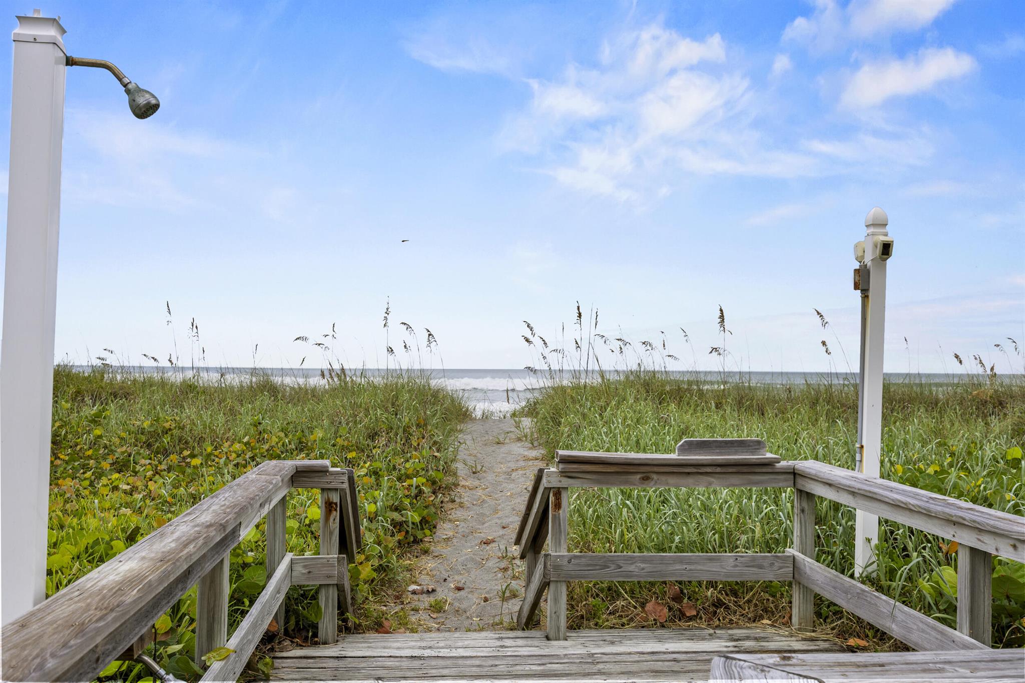 77 N Beach Rd Jupiter Island, FL 33455