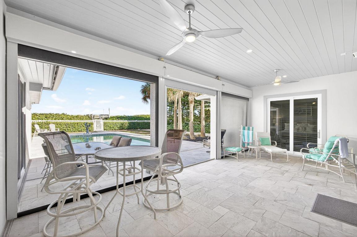 77 N Beach Jupiter Island, FL 33455