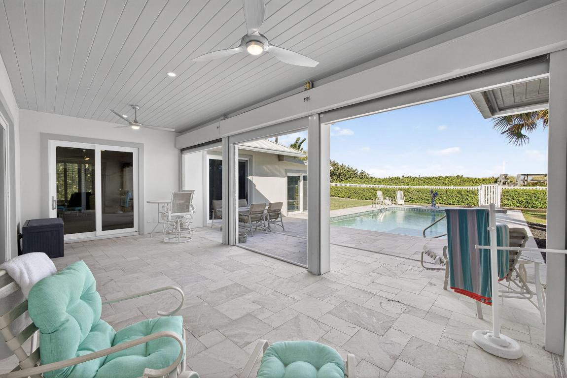 77 N Beach Jupiter Island, FL 33455