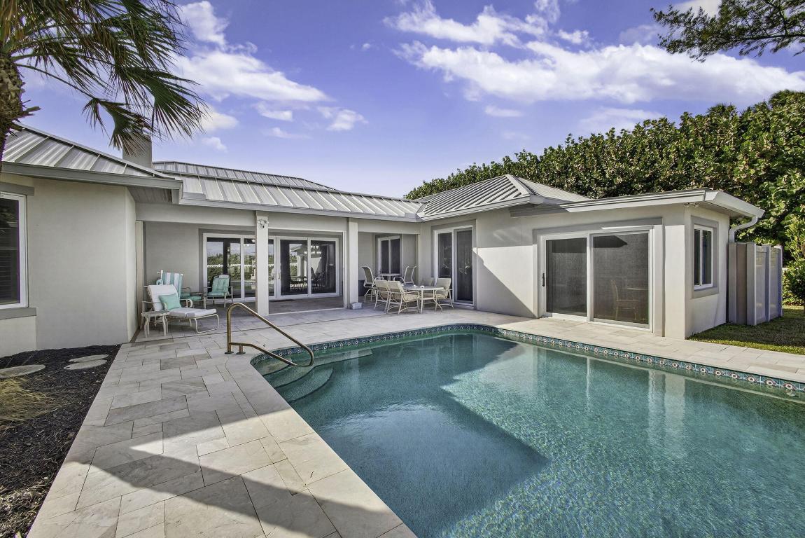 77 N Beach Jupiter Island, FL 33455