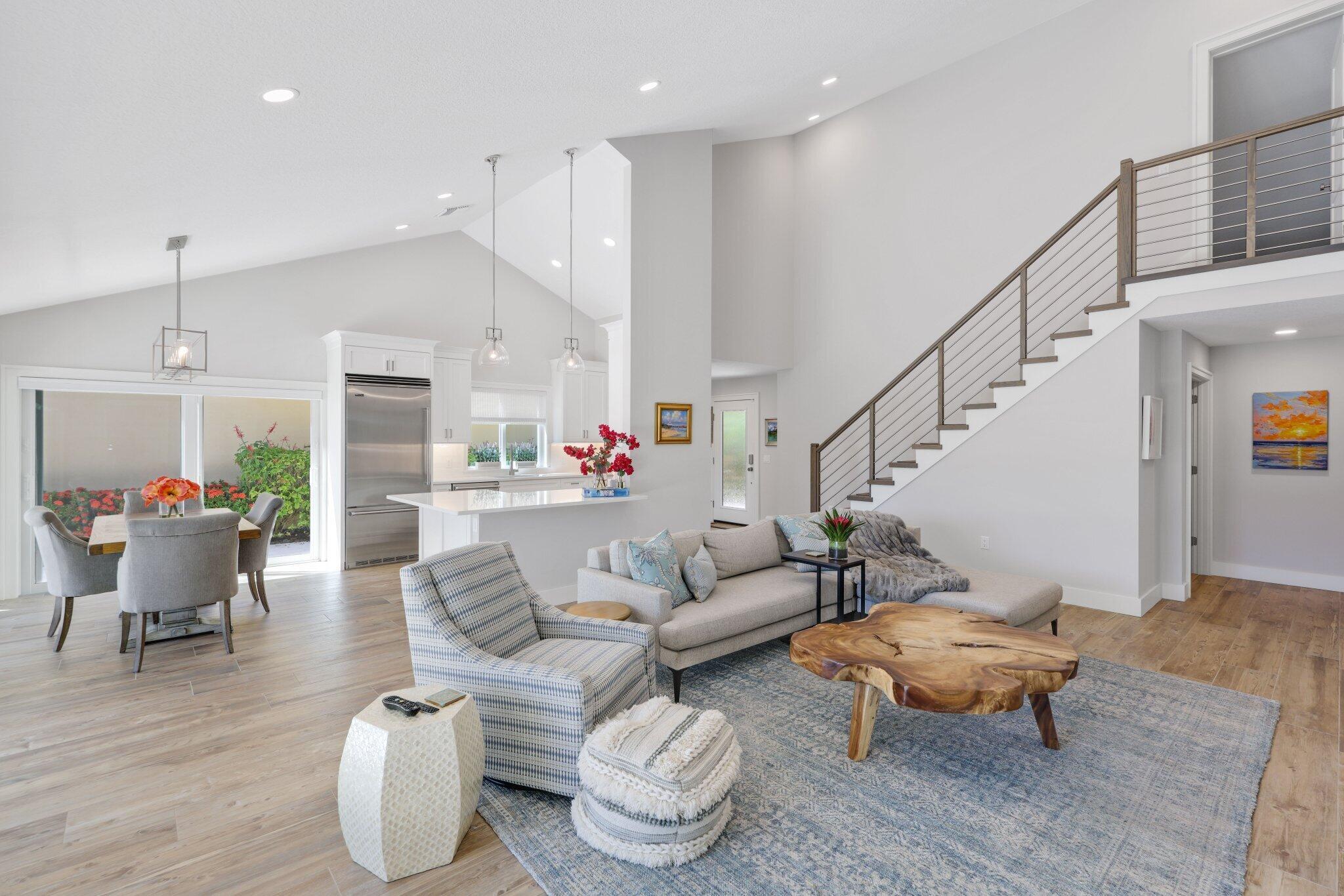 215 Ridge Rd