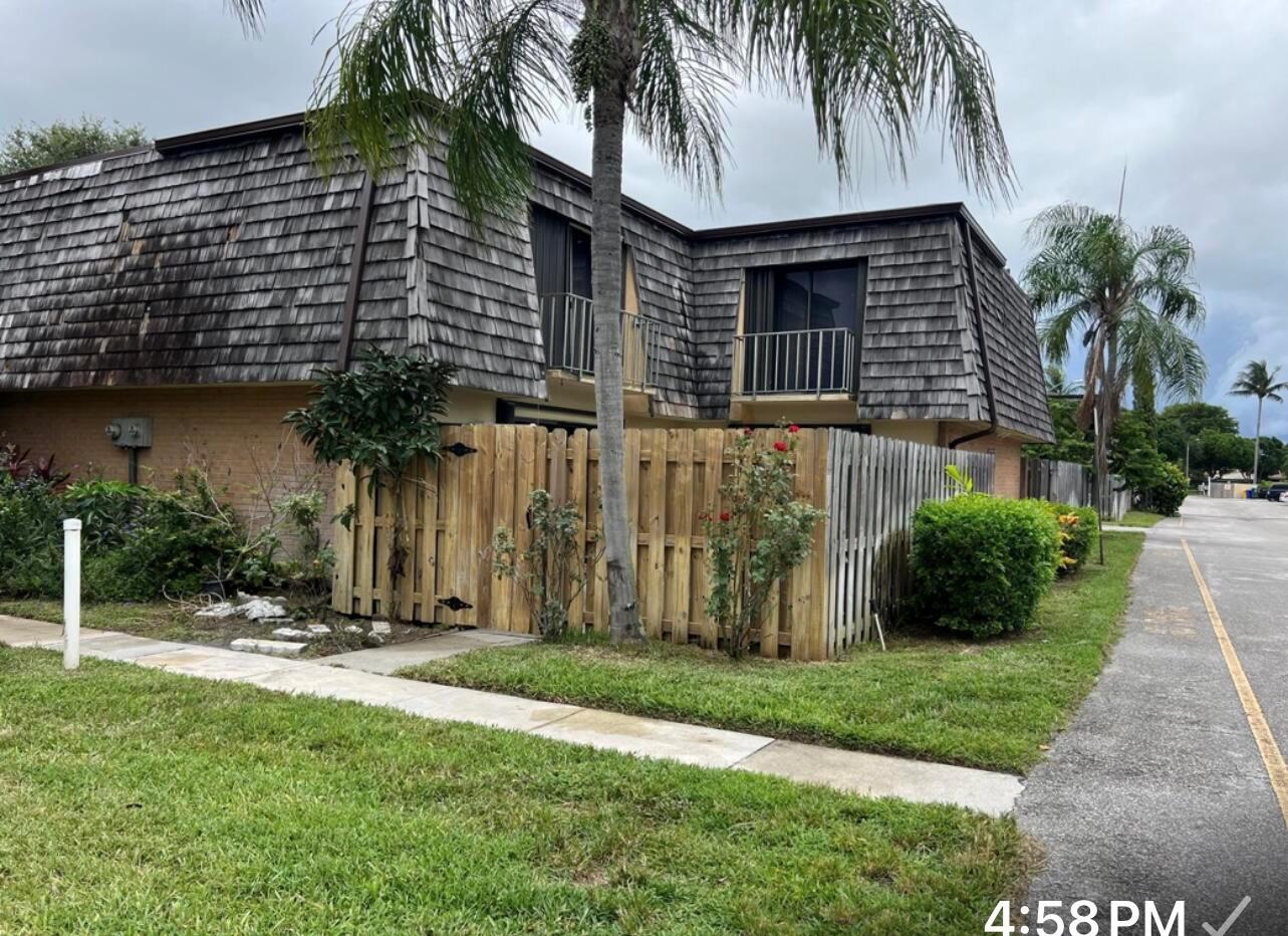 345 Lake Arbor Dr #345
