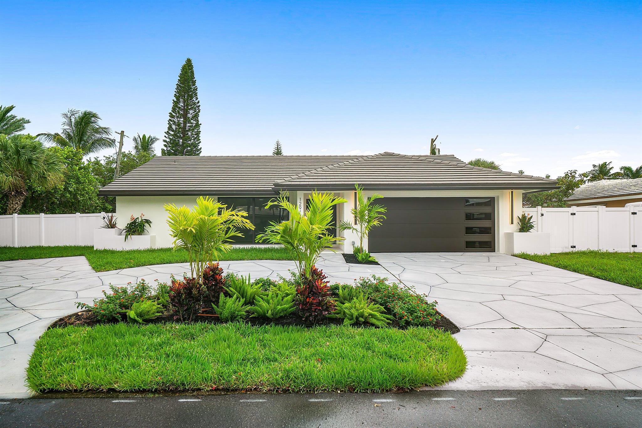 1291 Bimini Ln