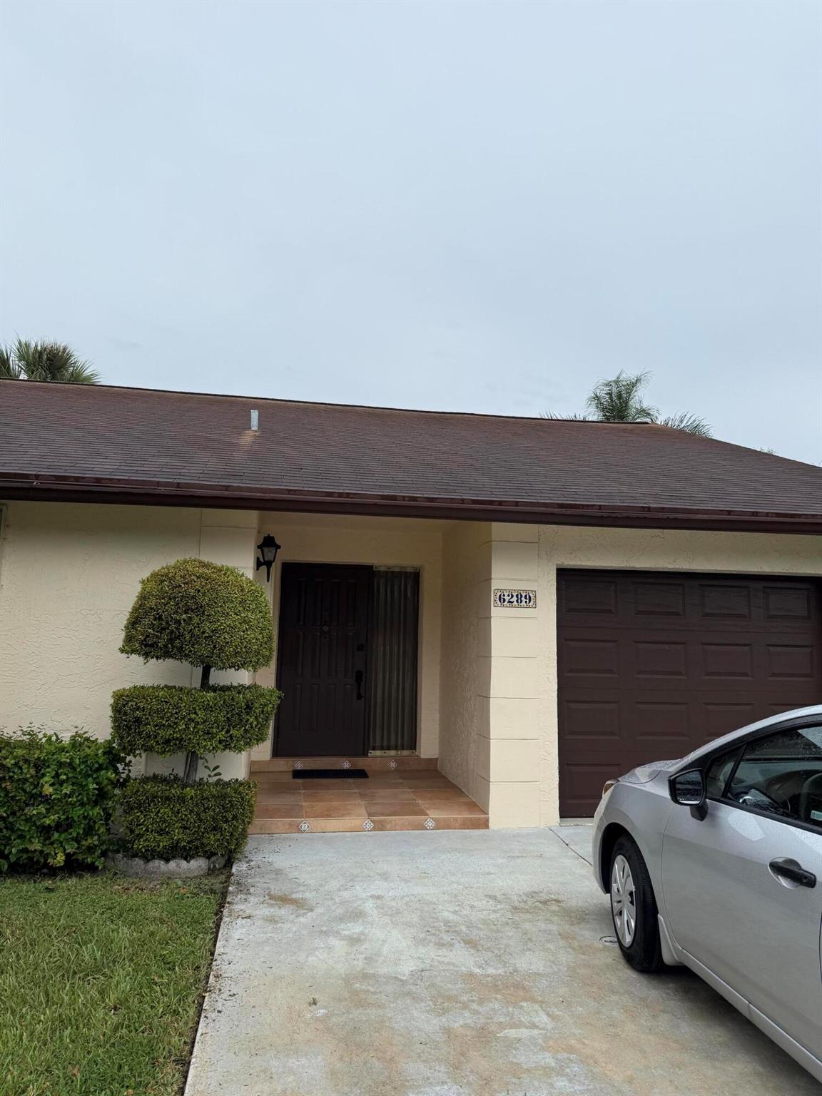 6289 Red Cedar Cir