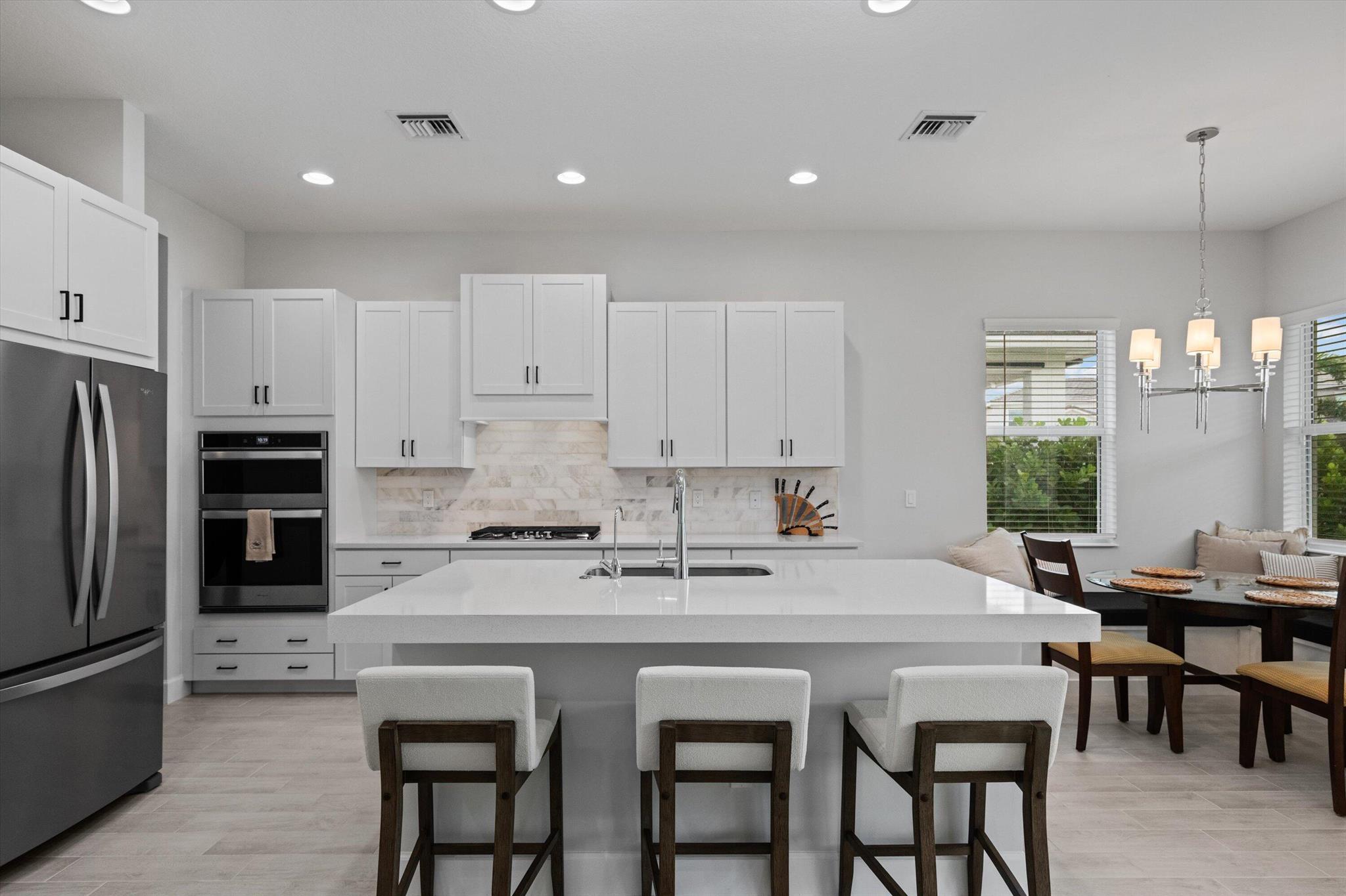5549 Zestar Ln