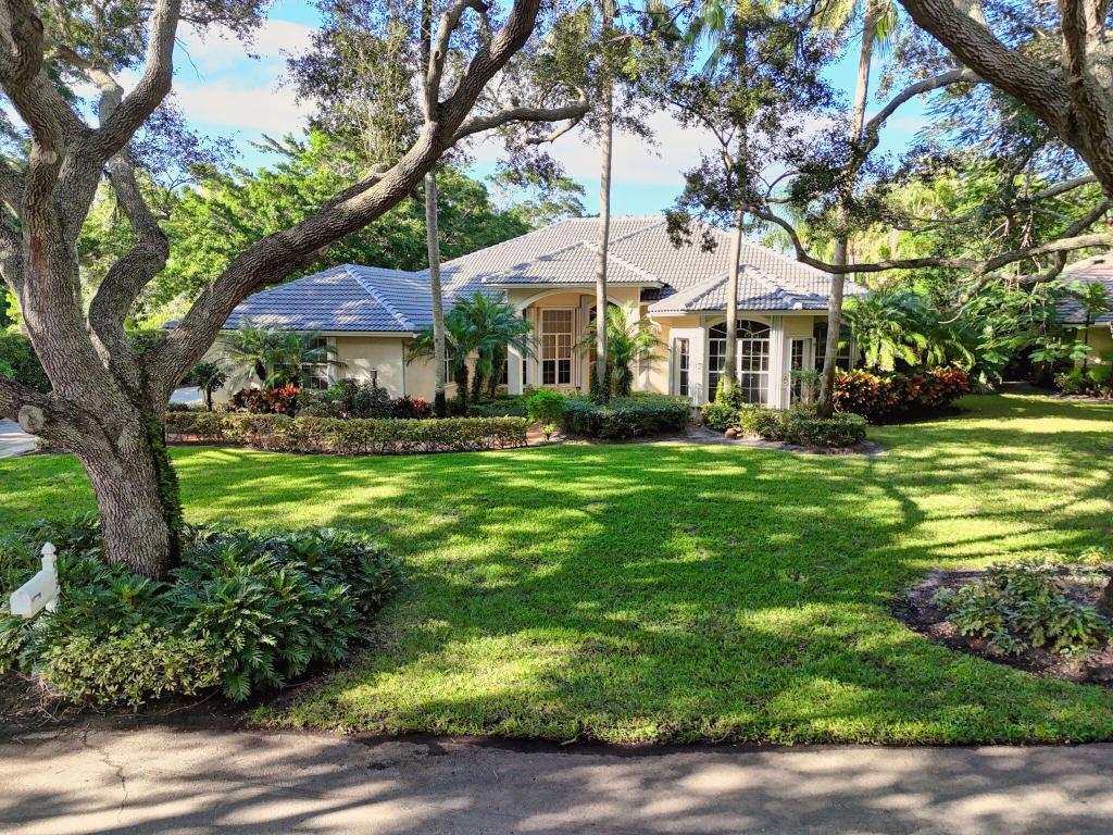 9923 SE Oak Tree Tequesta, FL 33469