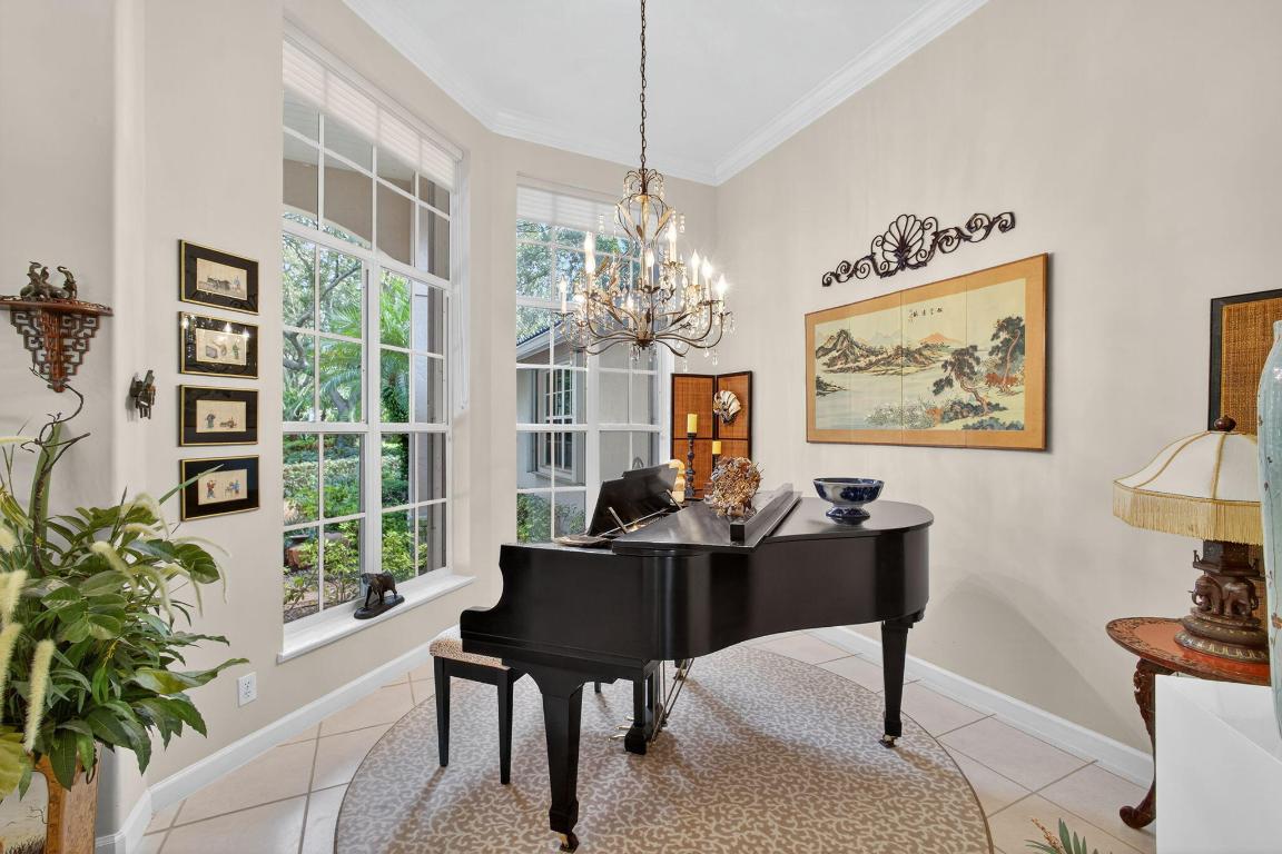 9923 SE Oak Tree Tequesta, FL 33469