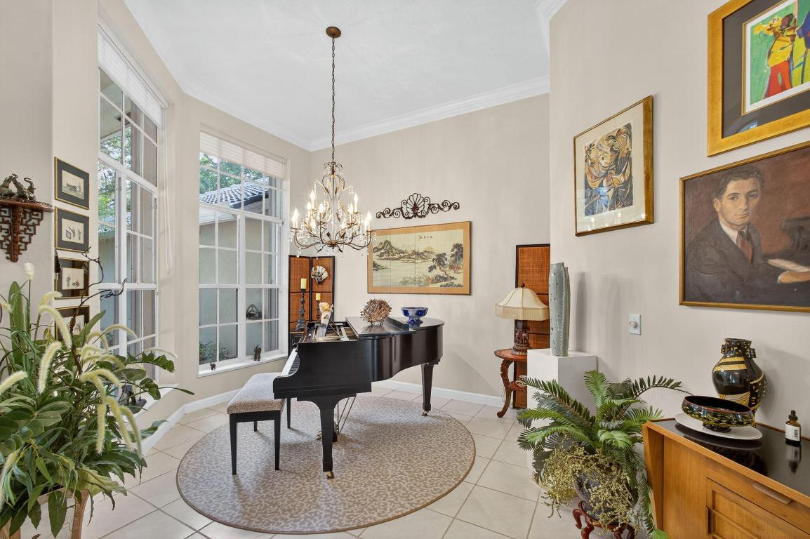 9923 SE Oak Tree Tequesta, FL 33469