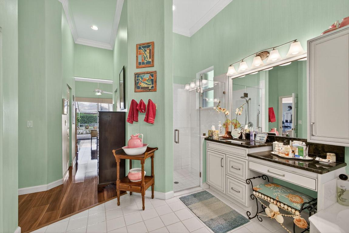 9923 SE Oak Tree Tequesta, FL 33469