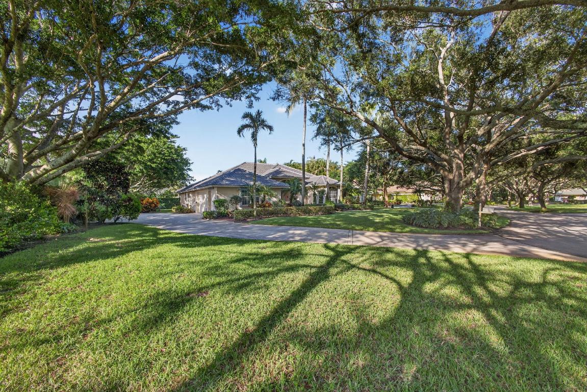 9923 SE Oak Tree Tequesta, FL 33469
