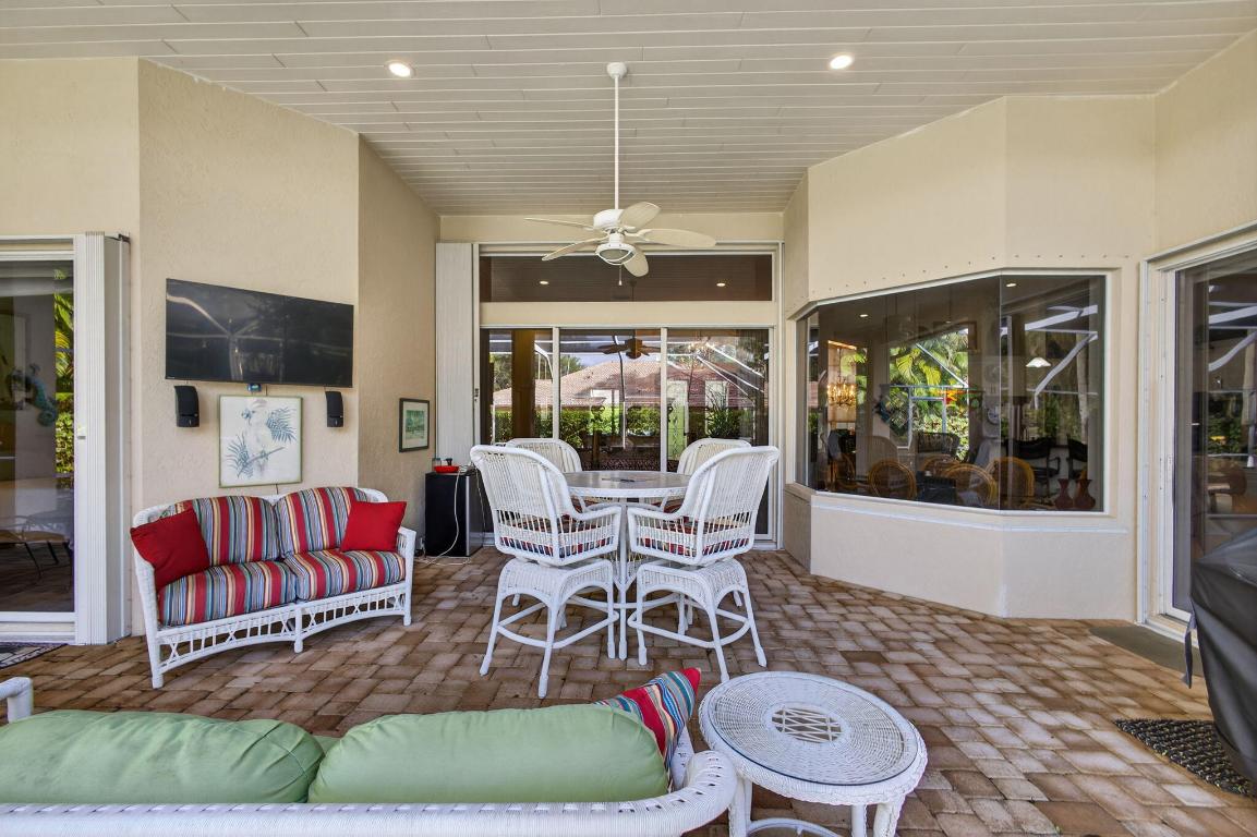 9923 SE Oak Tree Tequesta, FL 33469