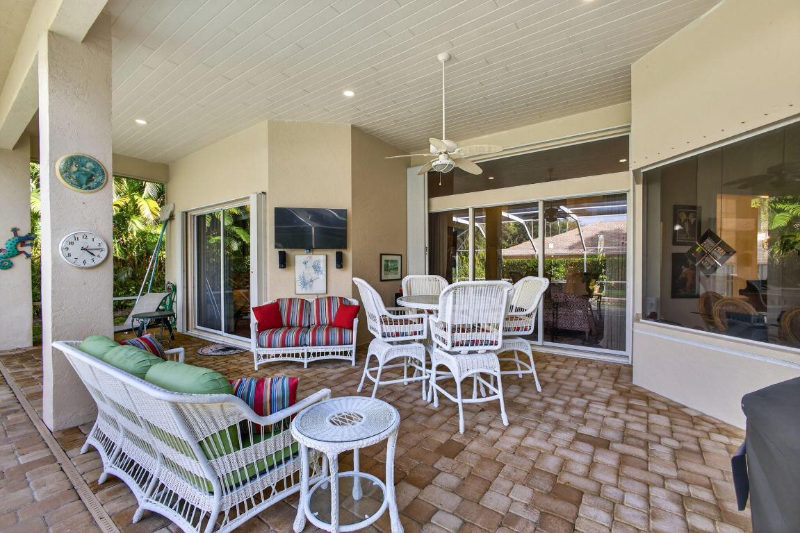 9923 SE Oak Tree Tequesta, FL 33469