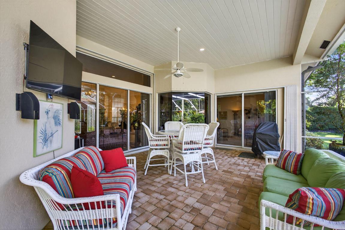 9923 SE Oak Tree Tequesta, FL 33469