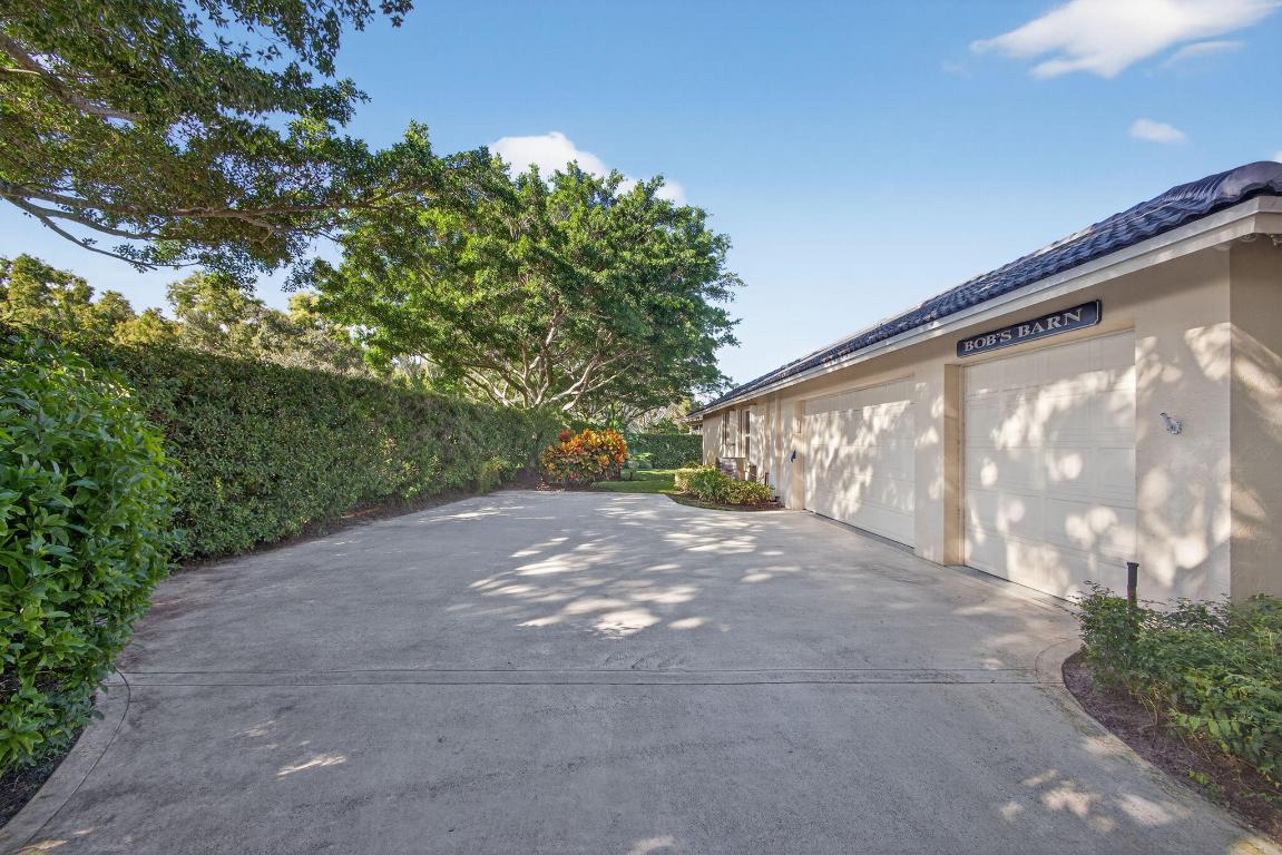 9923 SE Oak Tree Tequesta, FL 33469