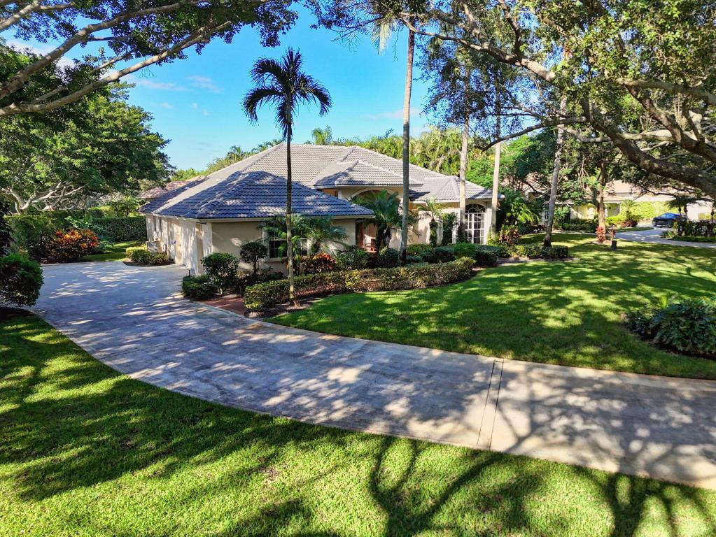 9923 SE Oak Tree Tequesta, FL 33469
