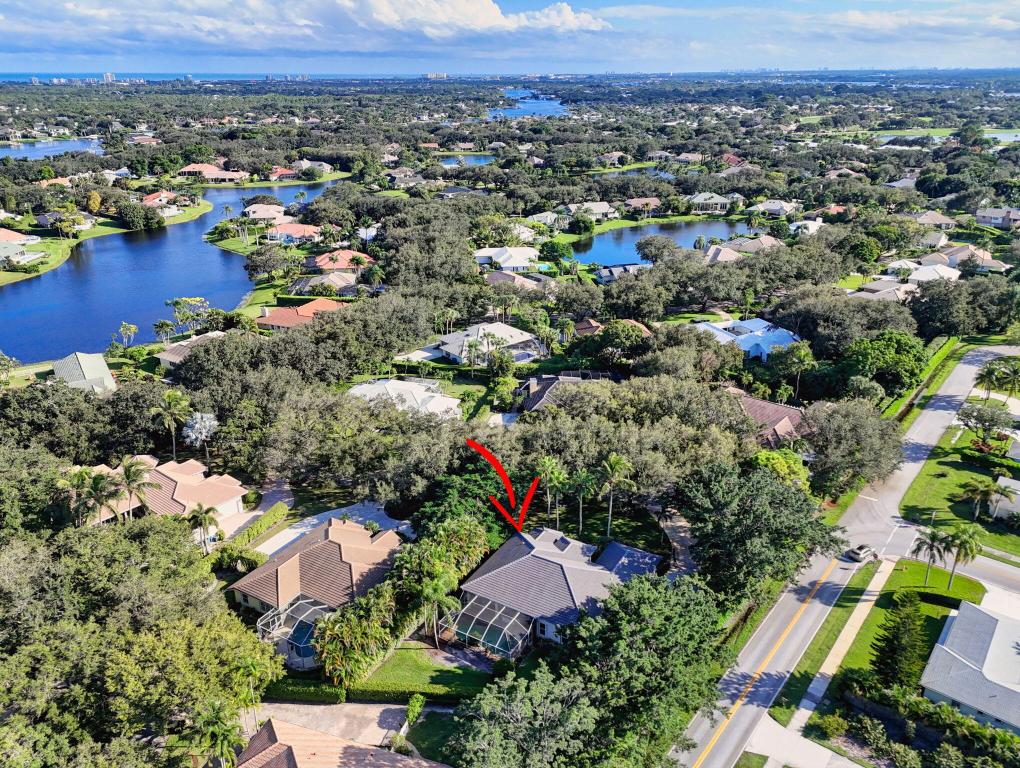 9923 SE Oak Tree Tequesta, FL 33469