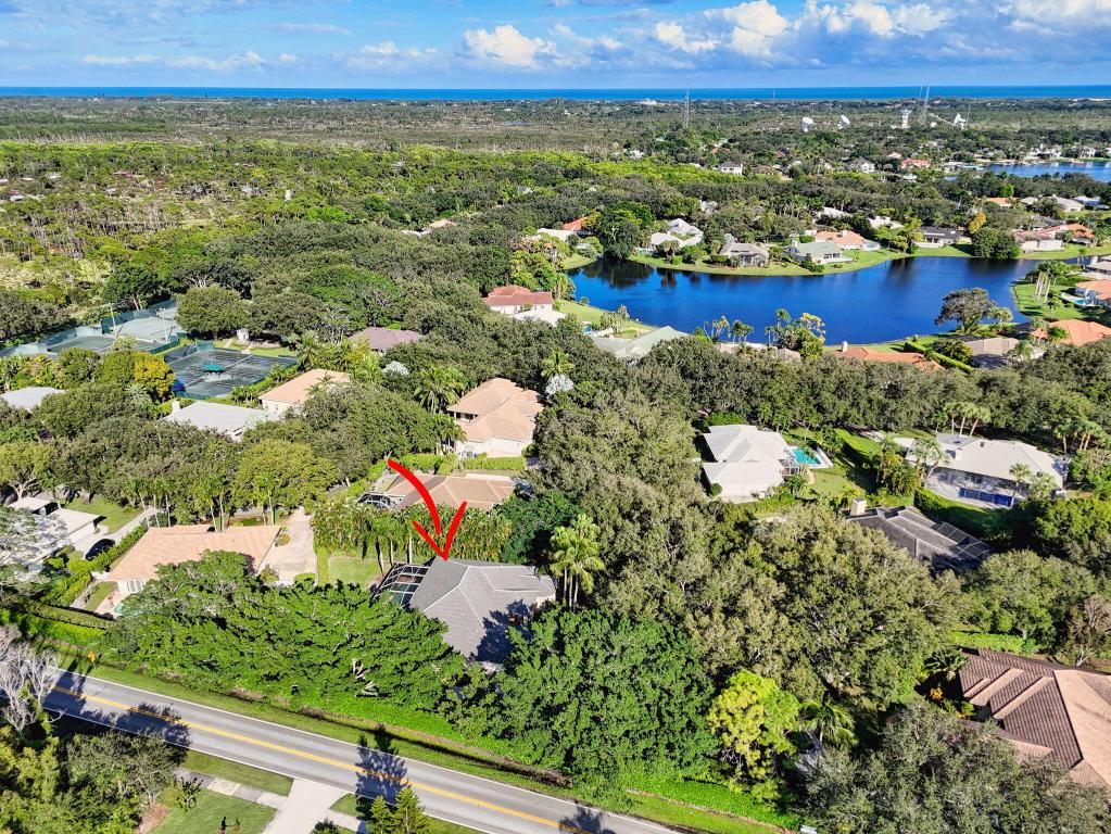 9923 SE Oak Tree Tequesta, FL 33469