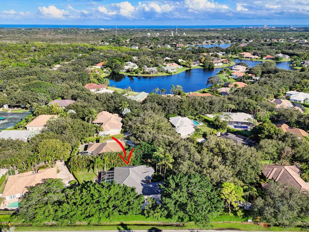9923 SE Oak Tree Tequesta, FL 33469