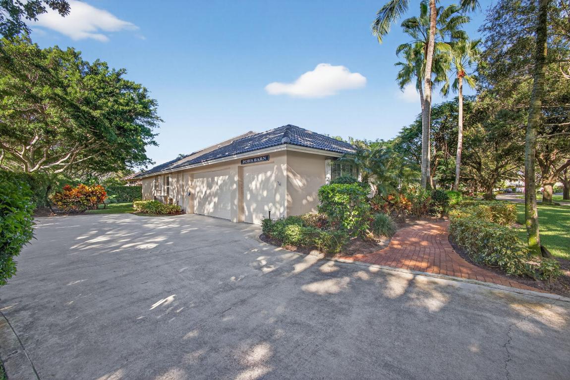 9923 SE Oak Tree Tequesta, FL 33469