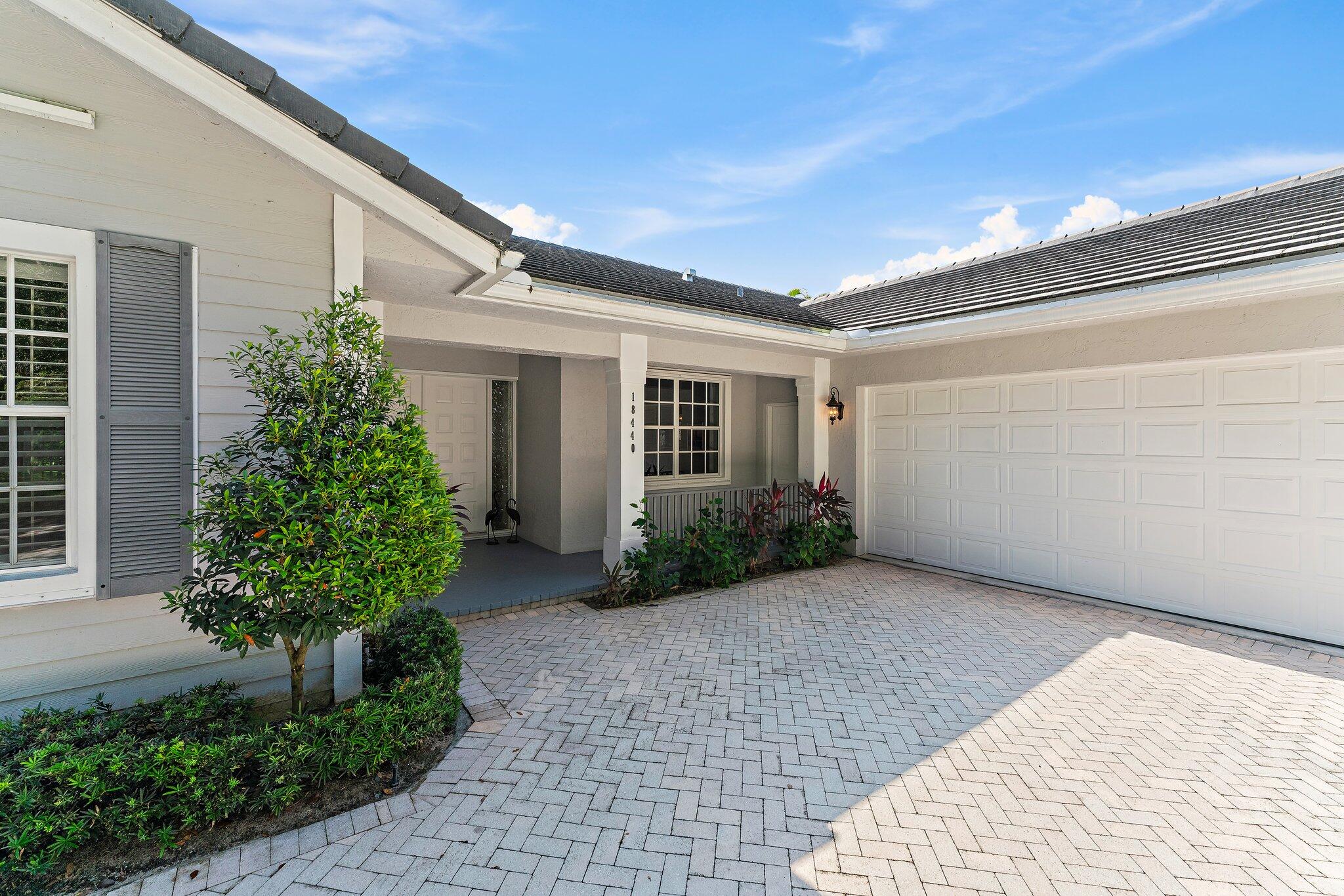 18440 SE Lakeside Jupiter, FL 33469