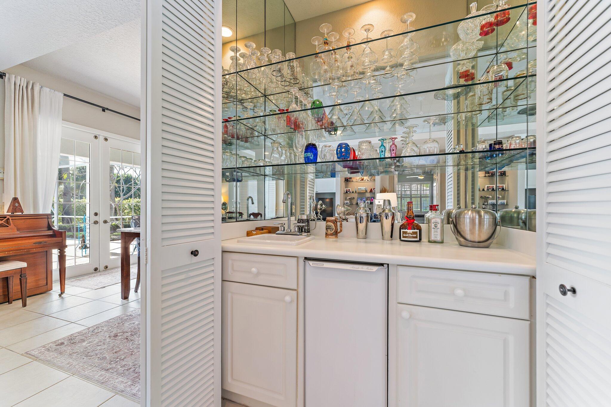 18440 SE Lakeside Jupiter, FL 33469