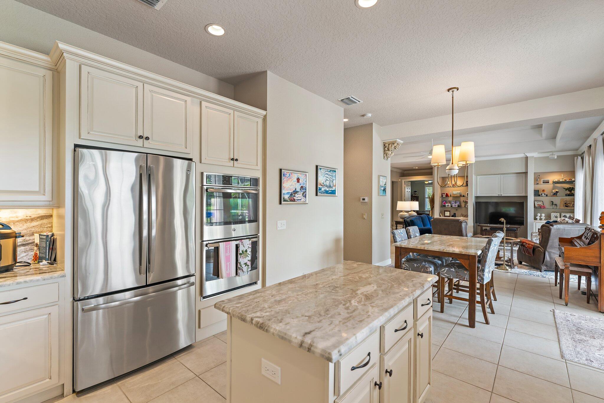 18440 SE Lakeside Jupiter, FL 33469