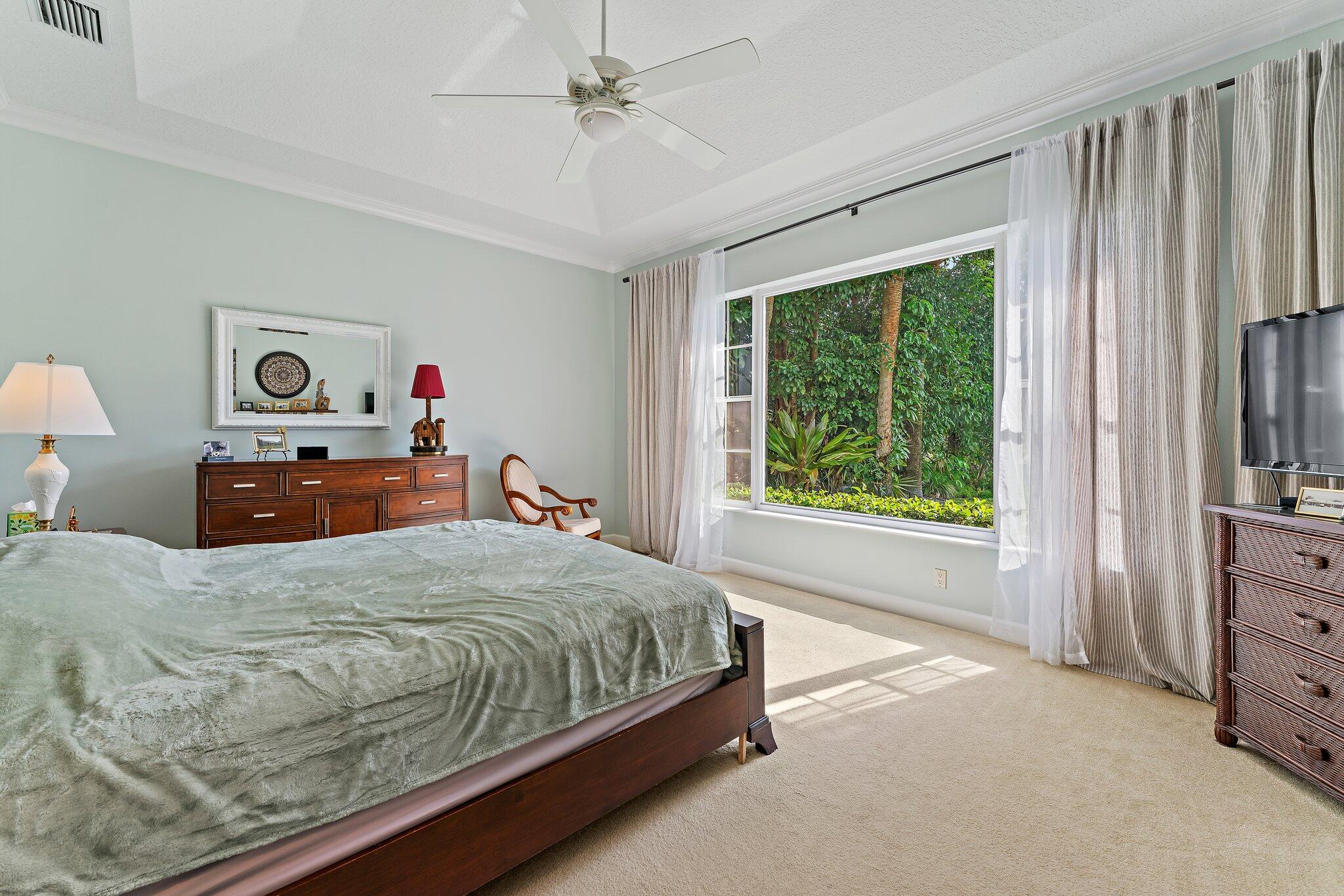 18440 SE Lakeside Jupiter, FL 33469