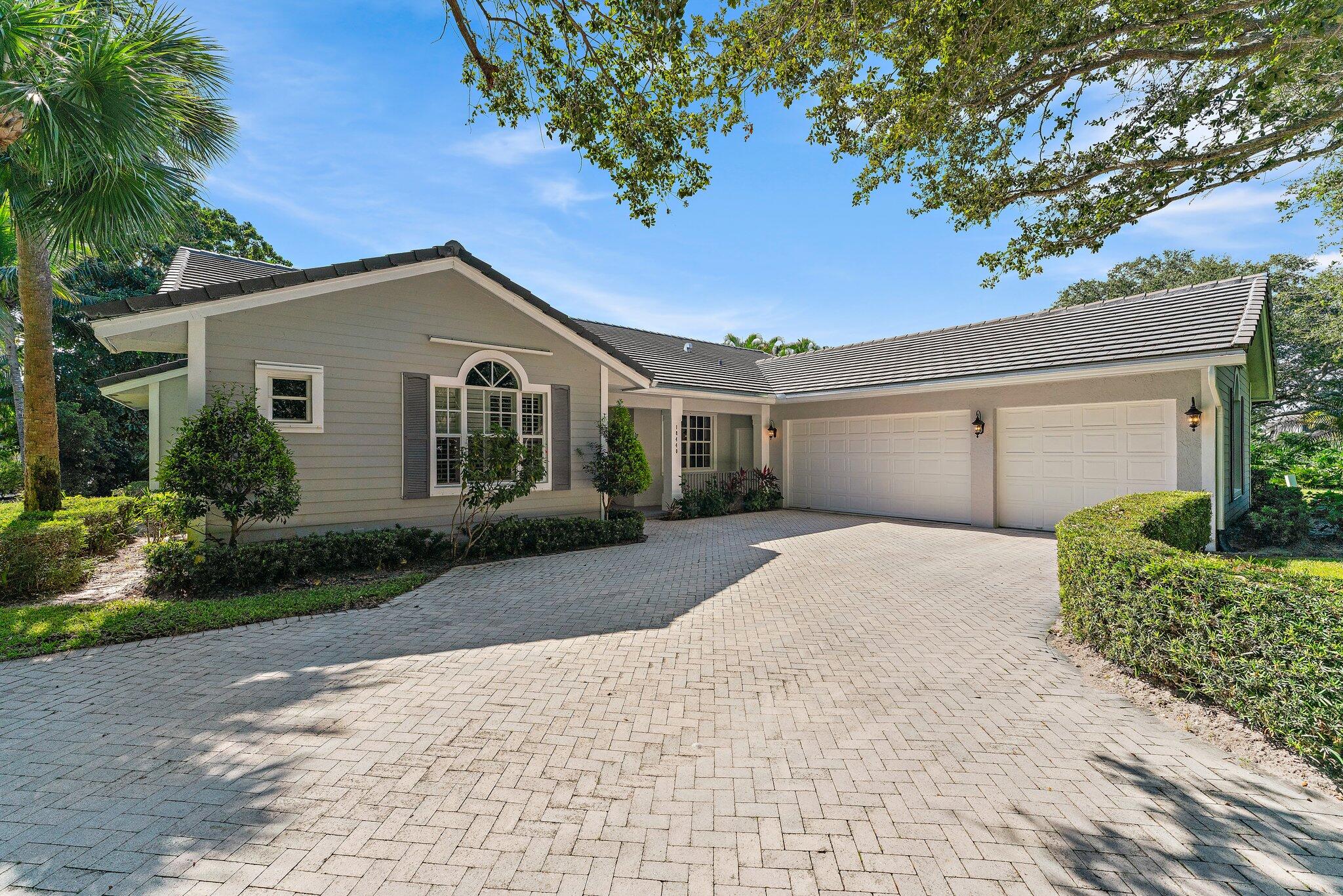 18440 SE Lakeside Jupiter, FL 33469