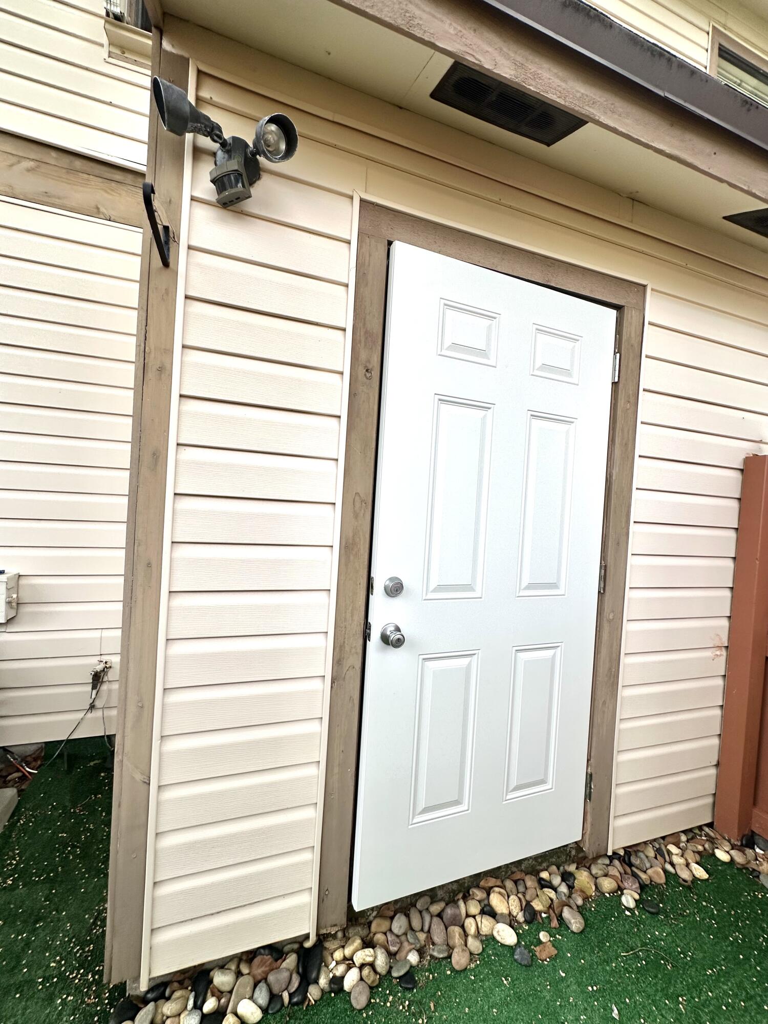 132 Sherwood #15b Jupiter, FL 33458