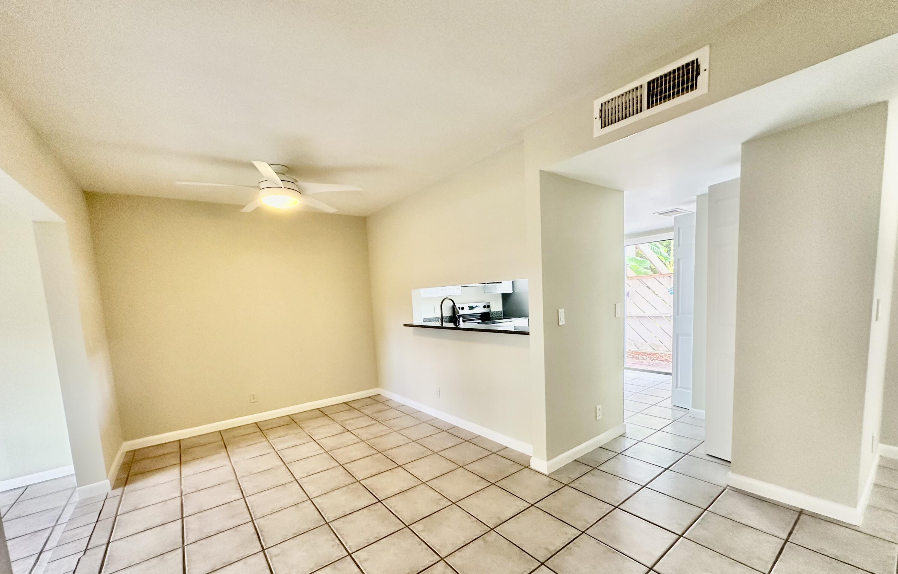 132 Sherwood #15b Jupiter, FL 33458