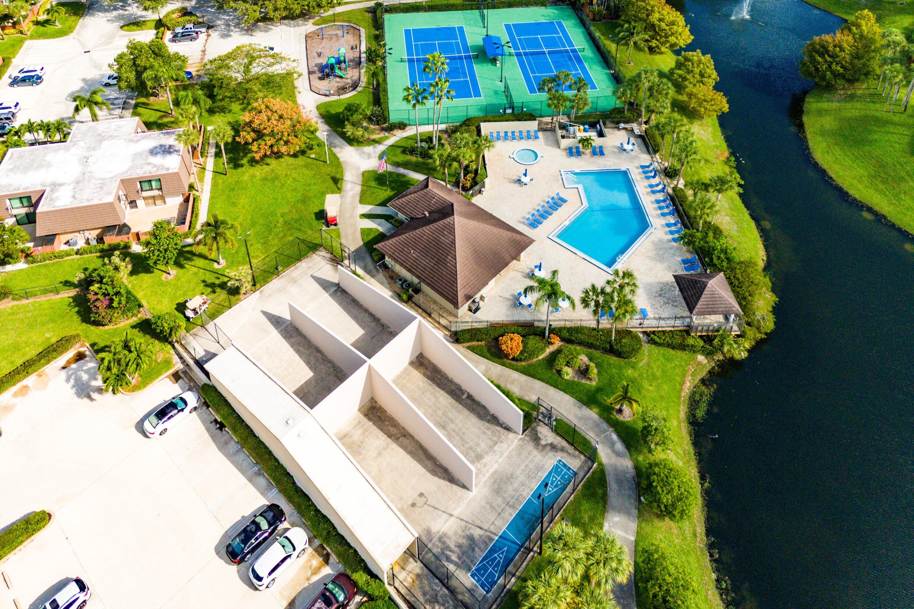 2029 20th Ct #65d Jupiter, FL 33477