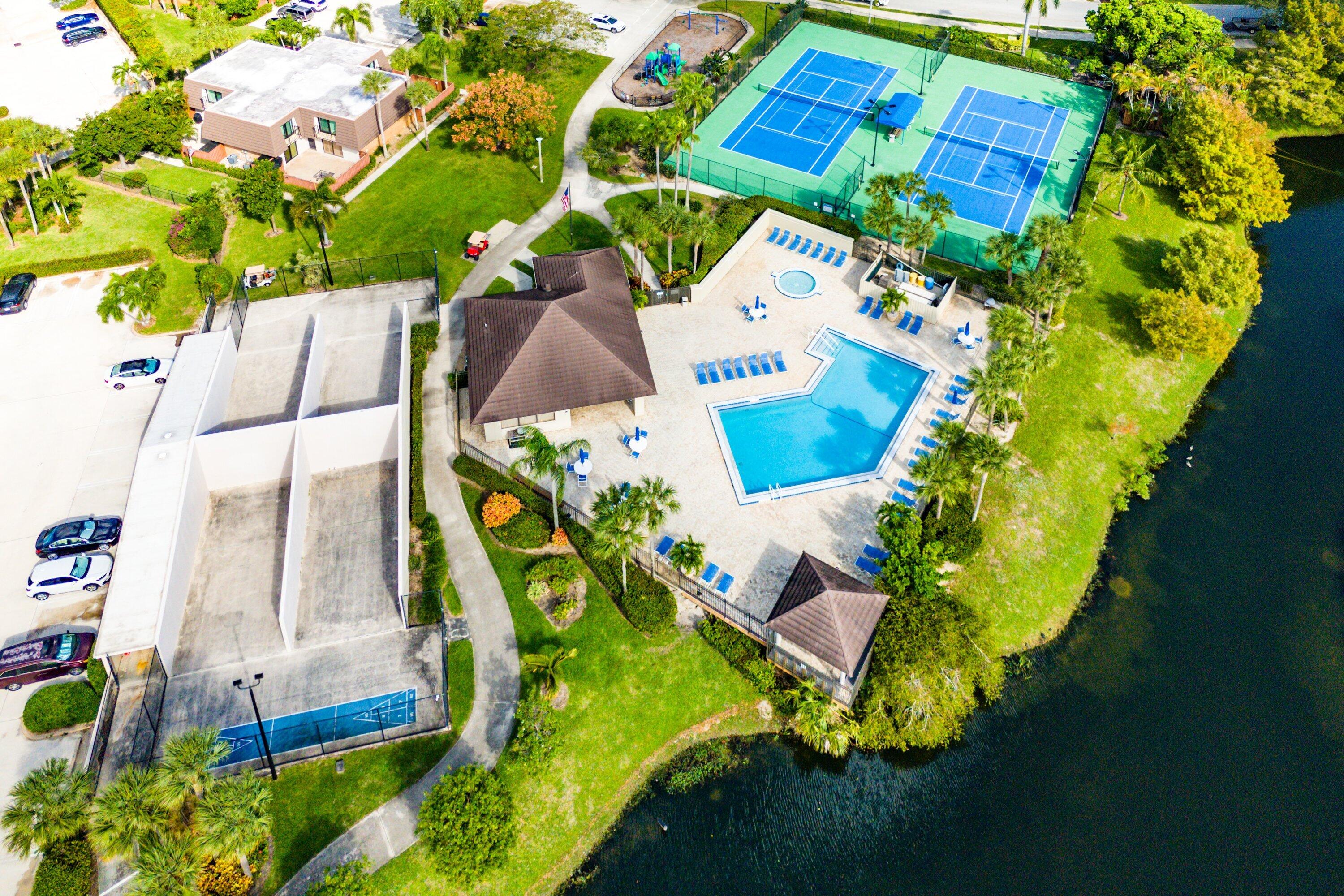 2029 20th Ct #65d Jupiter, FL 33477