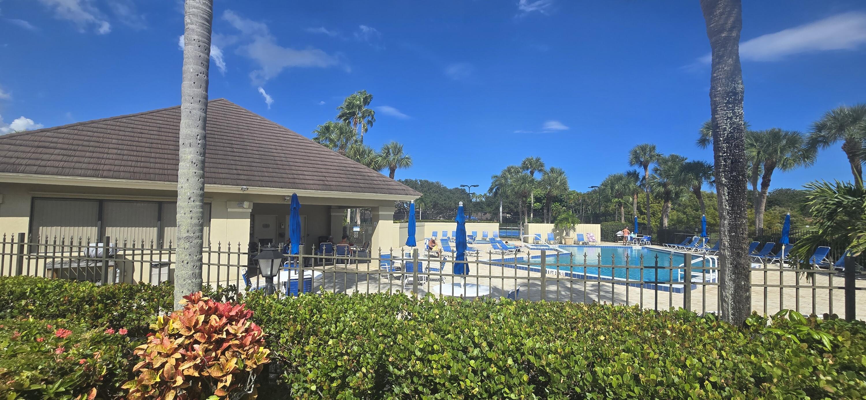 2029 20th Ct #65d Jupiter, FL 33477