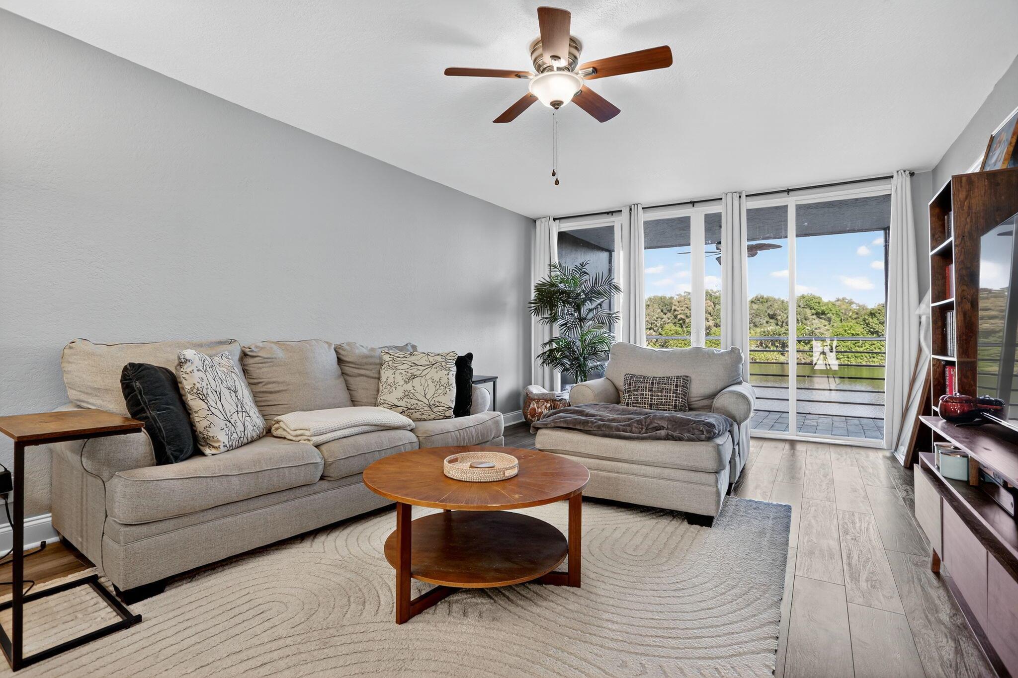 9450 Poinciana Pl #203