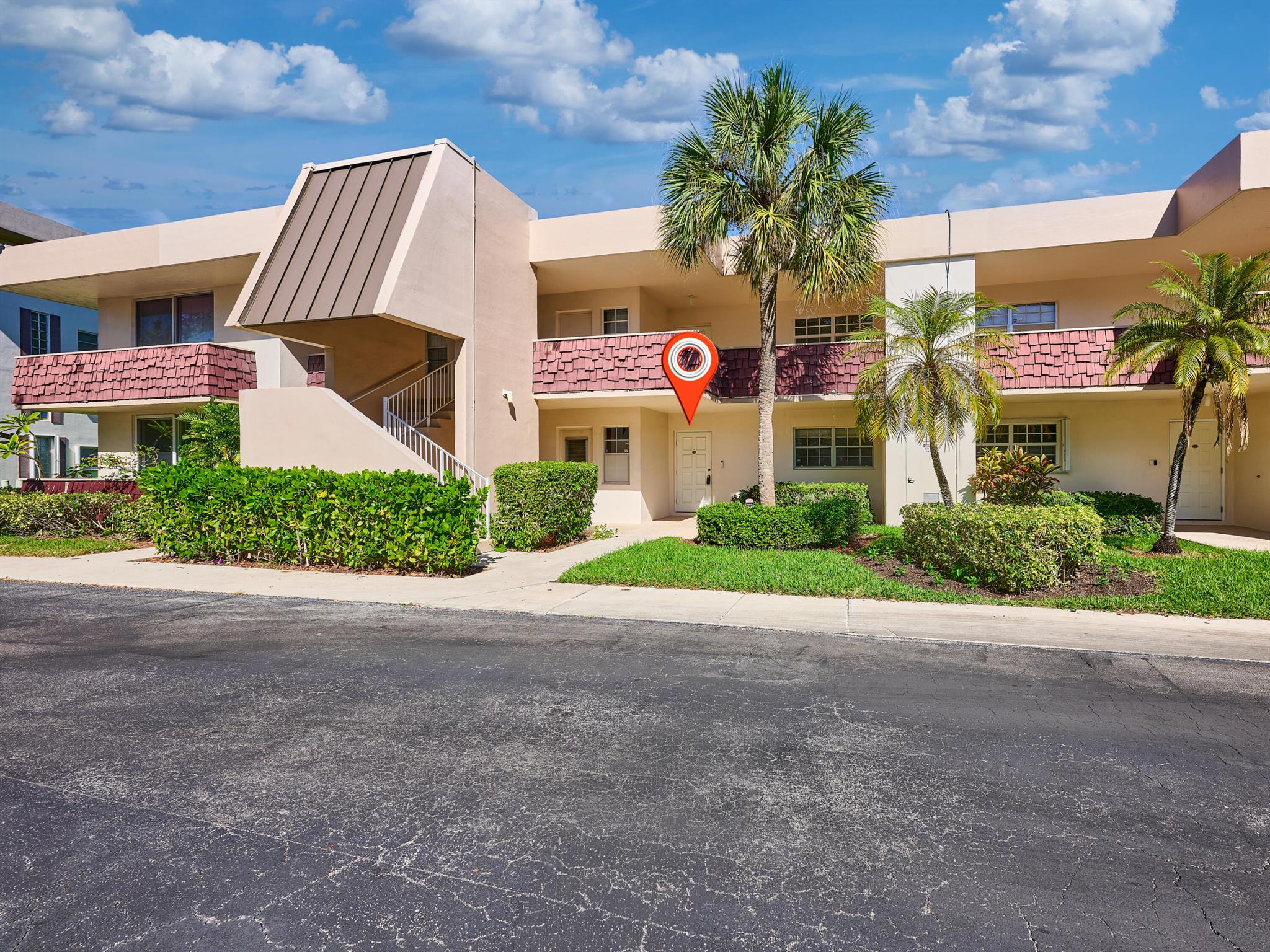 3001 S Palm Aire Dr #107