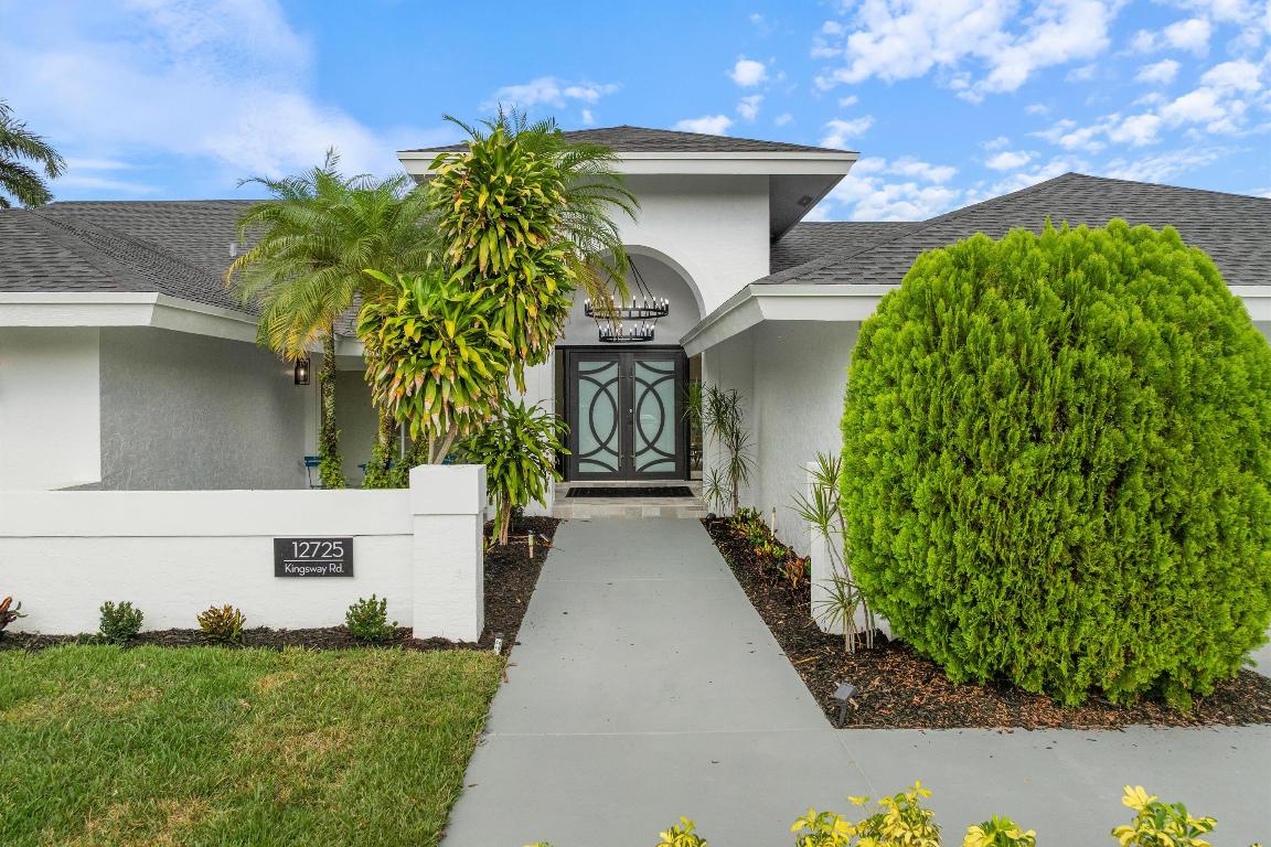 12725 Kingsway Rd Wellington, FL 33414